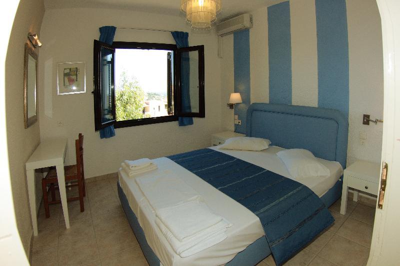 Perla Hotel Agia Pelagia Екстериор снимка